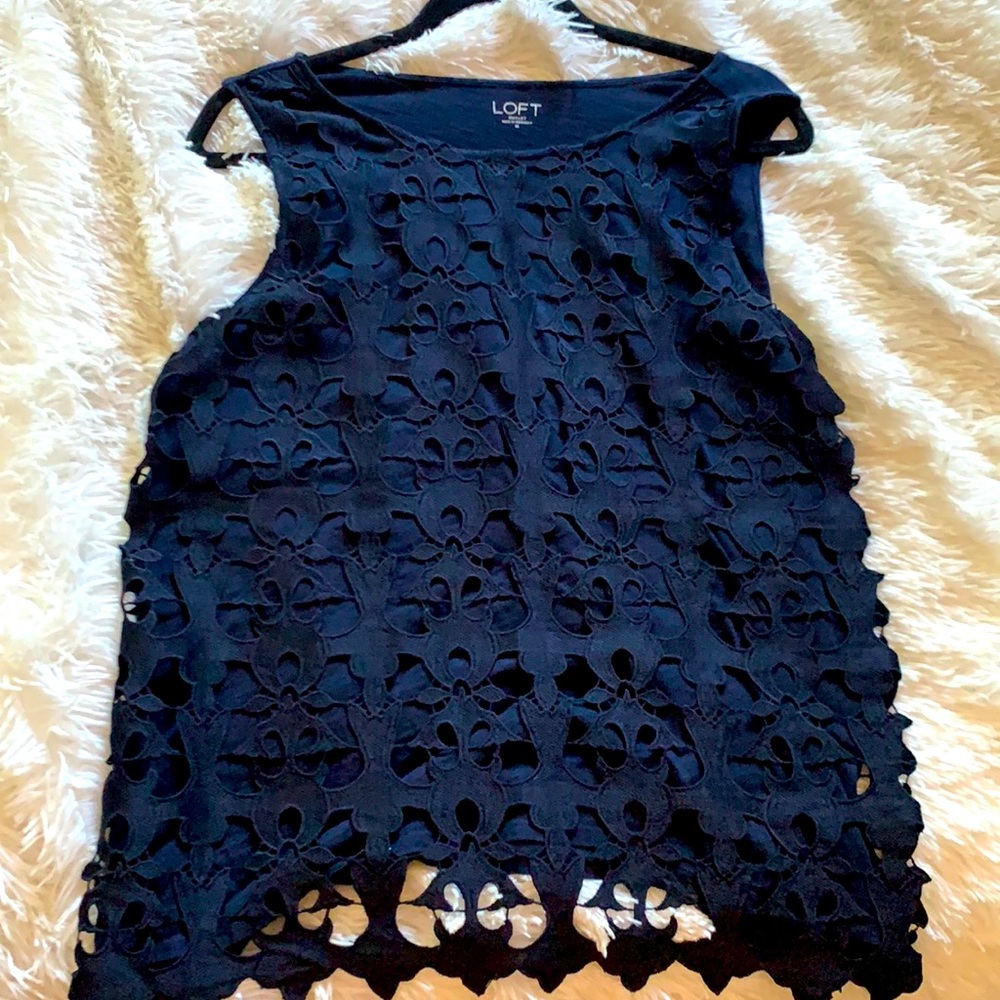 Medium loft navy tank cutout pattern